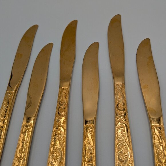 Americana Golden Heritage Flatware Golden Scroll 6 Dinner Knives 8"  - Vintage - Picture 7 of 12